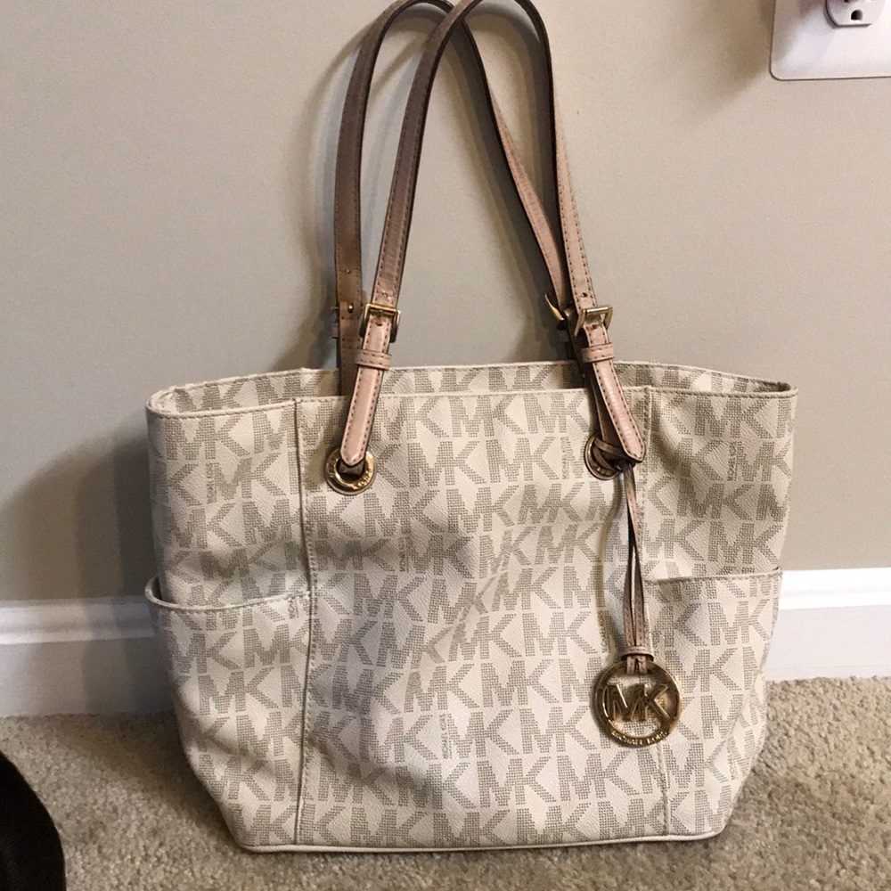 Michael Kors tote